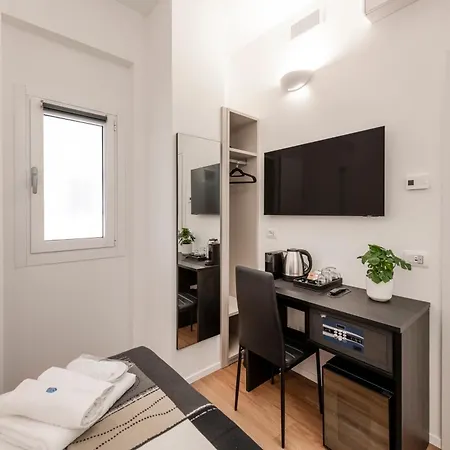 Bnbutler - Inbrera - Giulianova, 1 Guest house Milan