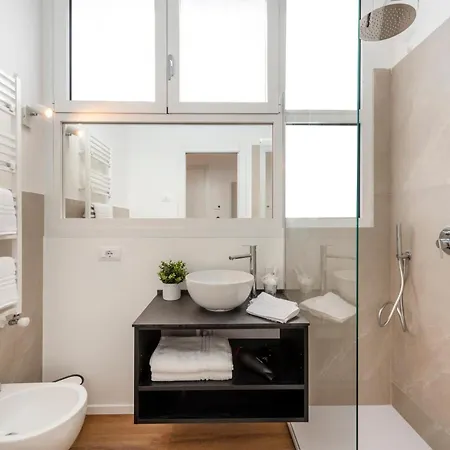 Guest house Bnbutler - Inbrera - Giulianova, 1 Milan